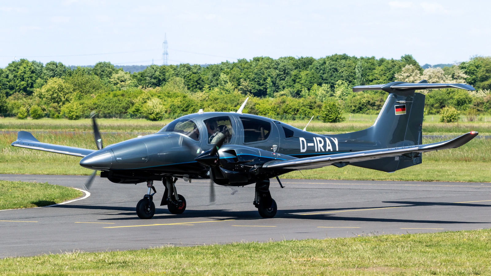 บริษัททั้งสองนี้นำเสนอเครื่องยนต์ดีเซลสำหรับเครื่องบิน นี่คือเหตุผล